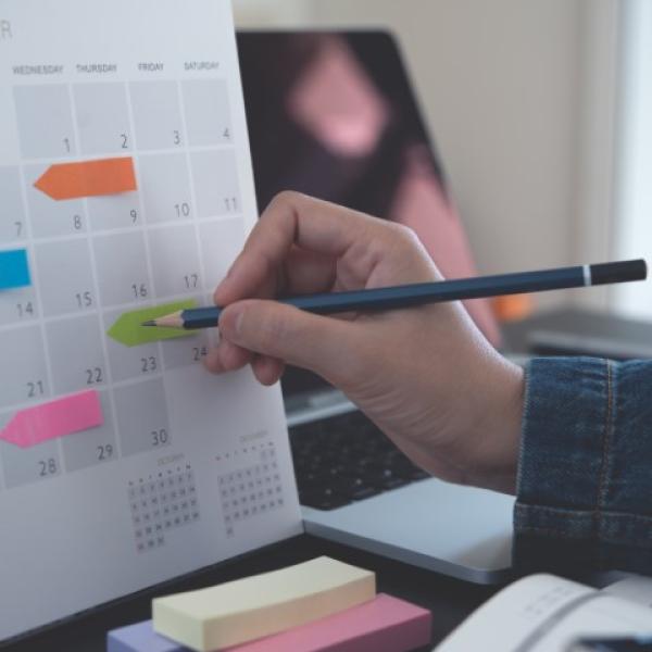 Những dịp quan trọng doanh nghiệp không thể bỏ qua hoa tươi