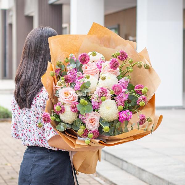 Bó Hoa Yêu Thương Rực Rỡ 594