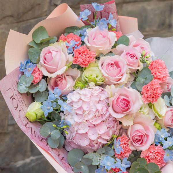 Bó Hoa Dịu Ngọt Yêu Thương 597