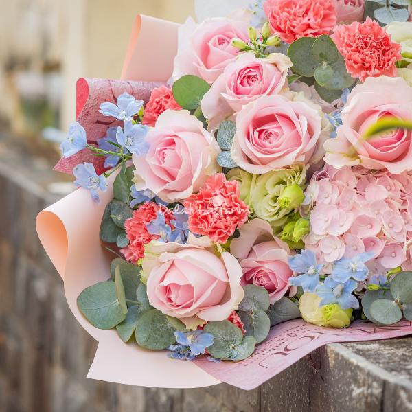 Bó Hoa Dịu Ngọt Yêu Thương 597