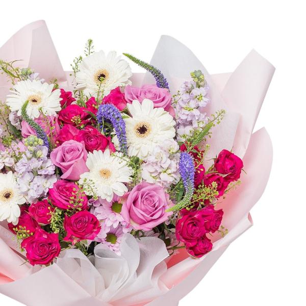 Bó Hoa Yêu Thương Rực Rỡ 450