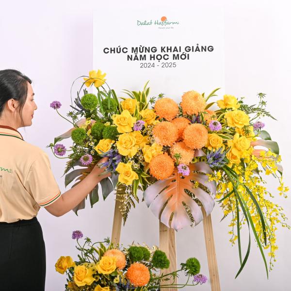 Kệ Hoa Chúc Mừng 038