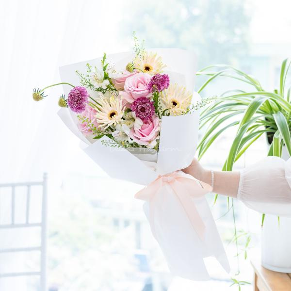 Bó Hoa Yêu Thương Dịu Dàng 607