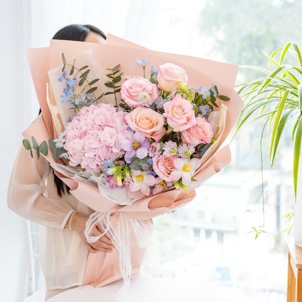 Bó Hoa Yêu Thương Nồng Ấm 618