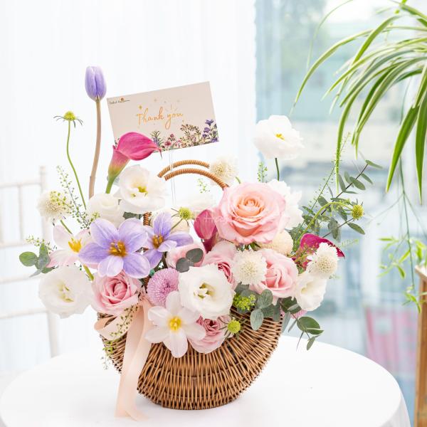 Giỏ Hoa Yêu Thương Rực Rỡ 620