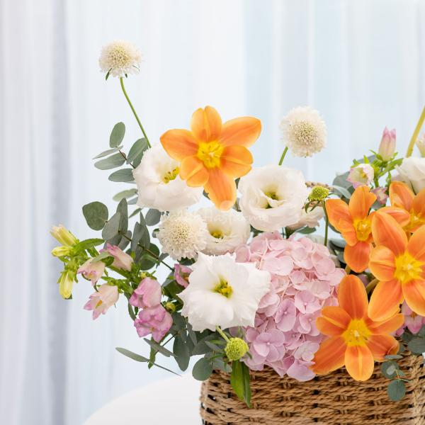 Giỏ Hoa Yêu Thương Rực Rỡ 621