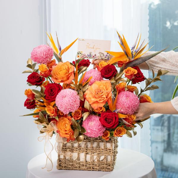 Giỏ Hoa Nắng Ấm Dịu Dàng 638