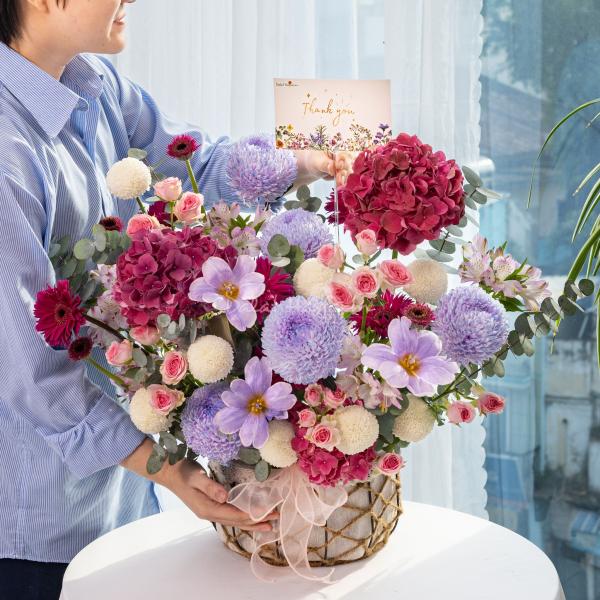 Giỏ Hoa Nắng Ấm Dịu Dàng 639