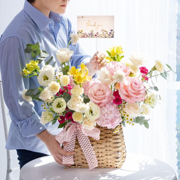 Giỏ Hoa Yêu Thương Nồng Ấm 636