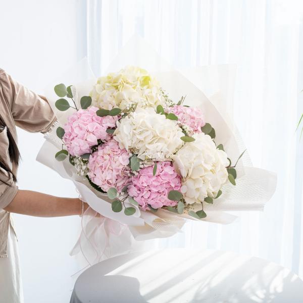 Bó Hoa Tình Cảm Chân Thành 653