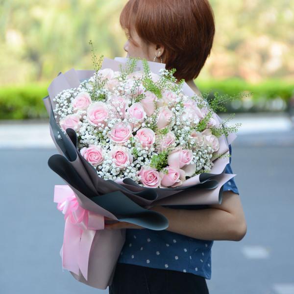 Bó Hoa Dịu Ngọt Yêu Thương 185