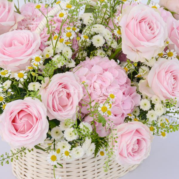 Giỏ Hoa Dịu Ngọt Yêu Thương 286