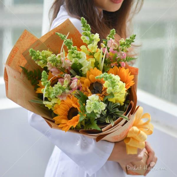 Bó hoa chúc mừng-Nâng cánh ước mơ