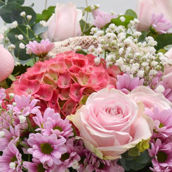 Giỏ Hoa Dịu Ngọt Yêu Thương 197