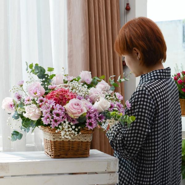 Giỏ Hoa Dịu Ngọt Yêu Thương 197