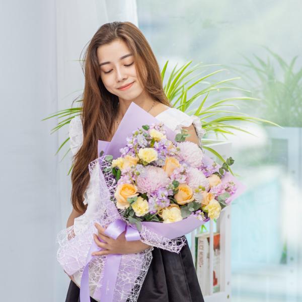 Bó Hoa Dẫn Lối Yêu Thương 493