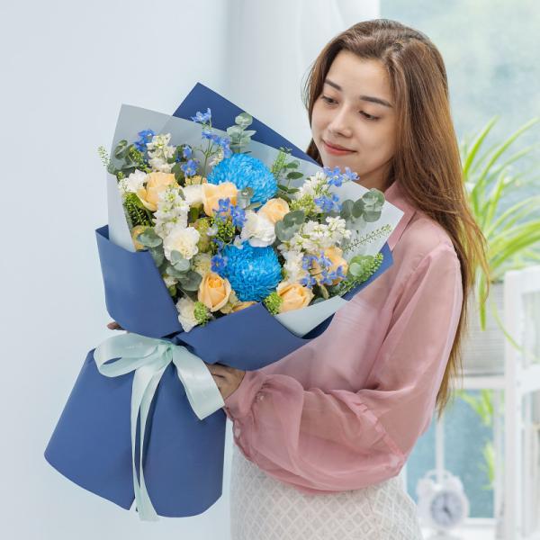 Bó Hoa Dẫn Lối Yêu Thương 496