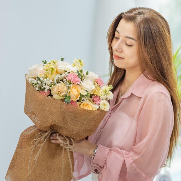 Bó Hoa Yêu Thương Rực Rỡ 499