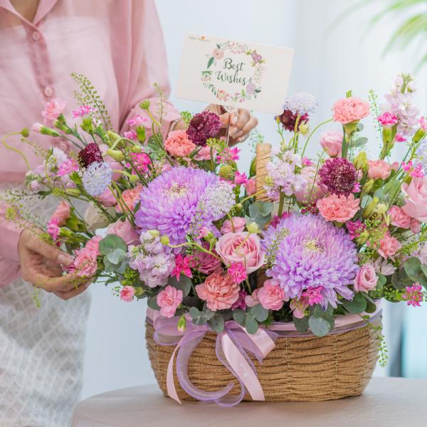 Giỏ Hoa Dịu Ngọt Yêu Thương 507