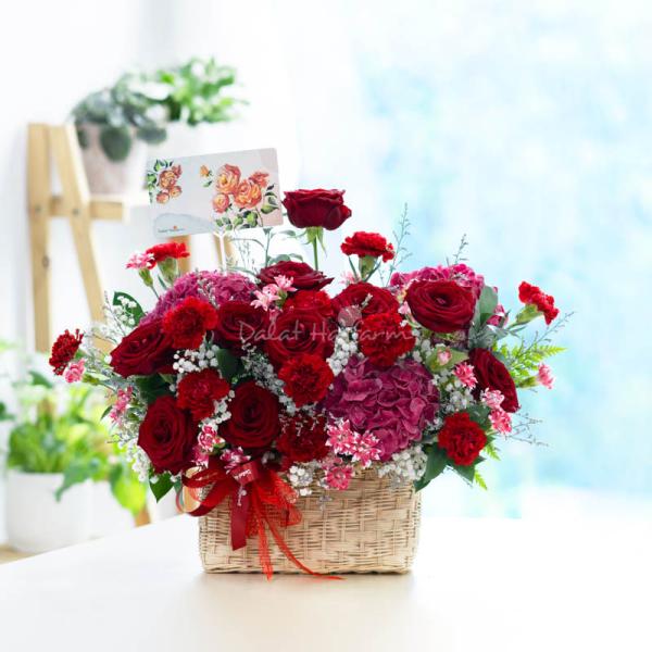 Giỏ Hoa Tình Cảm Chân Thành 365