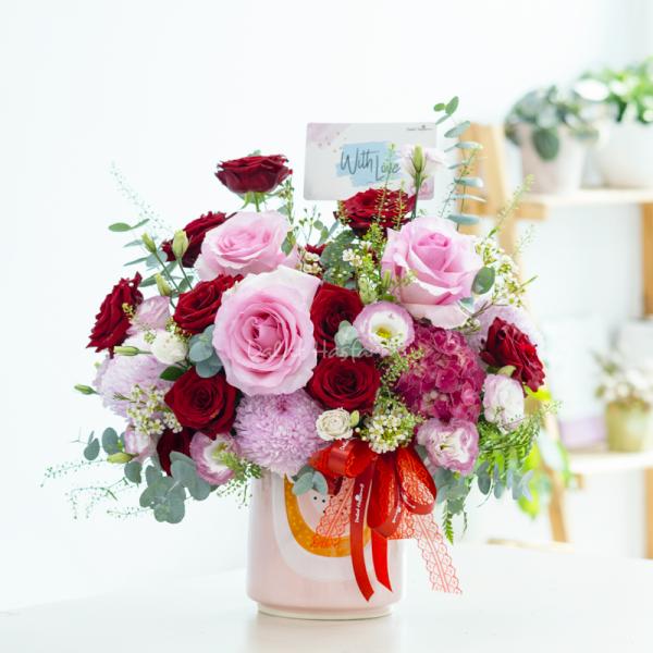 Bình Hoa Yêu Thương Đong Đầy 368