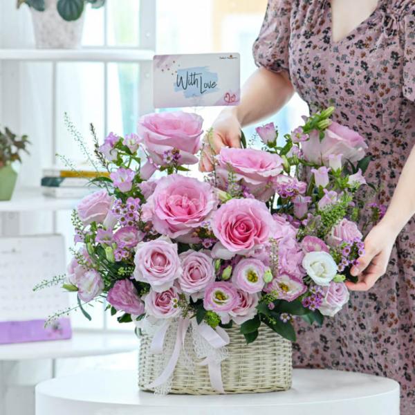 Giỏ Hoa Yêu Thương Nồng Ấm 369