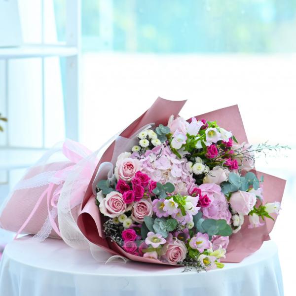 Bó Hoa Tình Cảm Chân Thành 372