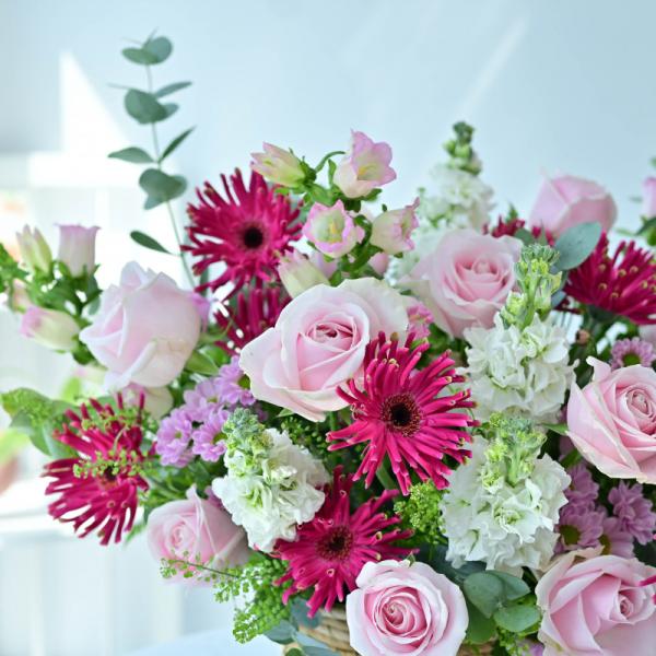 Giỏ Hoa Yêu Thương Dịu Dàng 412