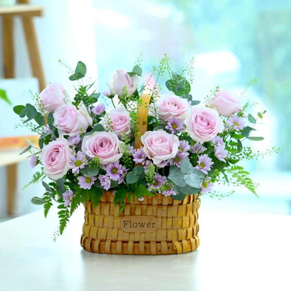Giỏ Hoa Dịu Ngọt Yêu Thương 257