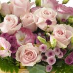 Giỏ Hoa Dịu Ngọt Yêu Thương 137