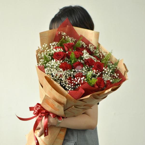 Bó Hoa Yêu Thương Đong Đầy 144