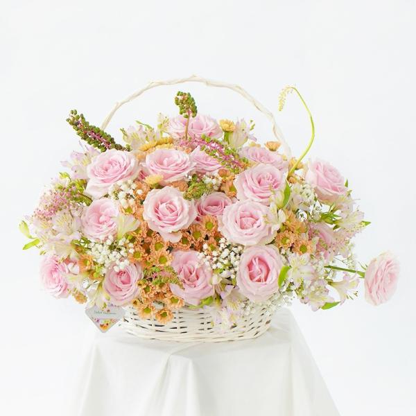 Giỏ Hoa Dịu Ngọt Yêu Thương 034