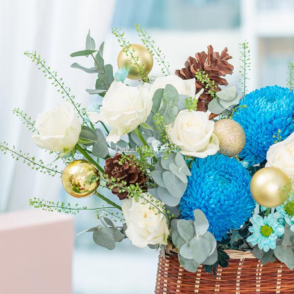 Giỏ Hoa Giáng Sinh Lấp Lánh 541