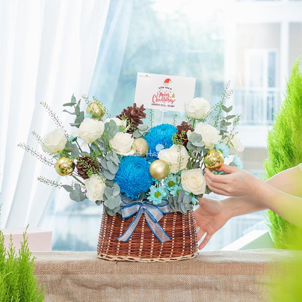 Giỏ Hoa Giáng Sinh Lấp Lánh 541