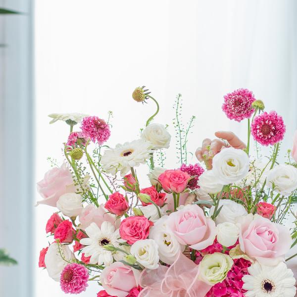 Giỏ Hoa Yêu Thương Rực Rỡ 472