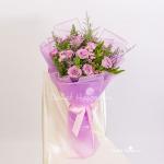 Bó Hoa Yêu Thương Đậm Sâu 011