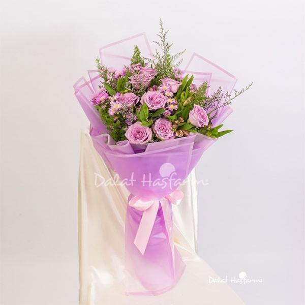 Bó Hoa Yêu Thương Đậm Sâu 011