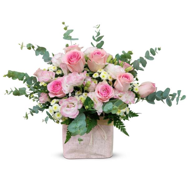 Giỏ Hoa Dịu Ngọt Yêu Thương 137
