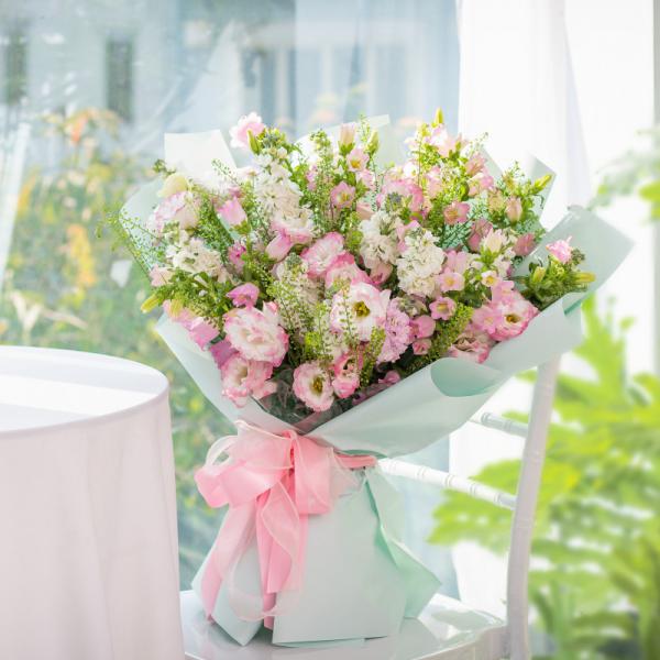 Bó Hoa Yêu Thương Dịu Dàng 425