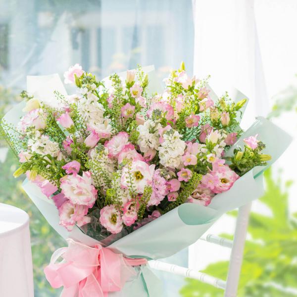 Bó Hoa Yêu Thương Dịu Dàng 425