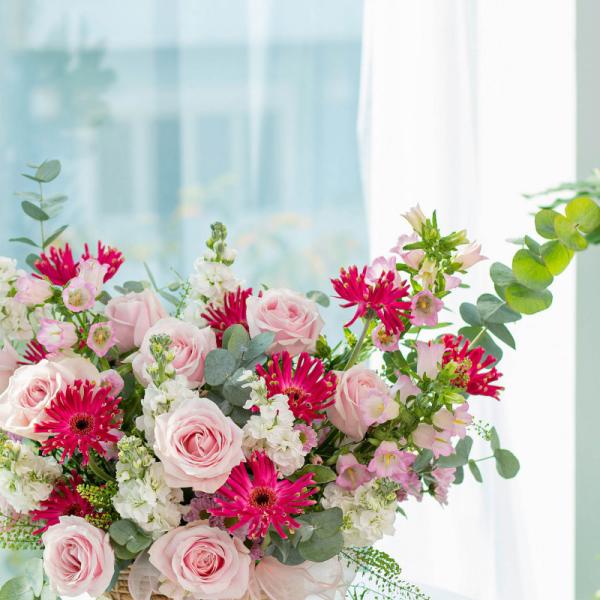 Giỏ Hoa Yêu Thương Dịu Dàng 412