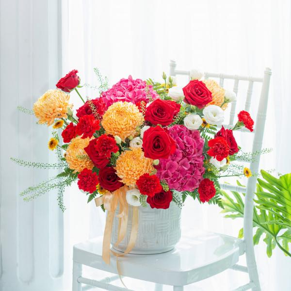 Bình Hoa Yêu Thương Rực Rỡ 490